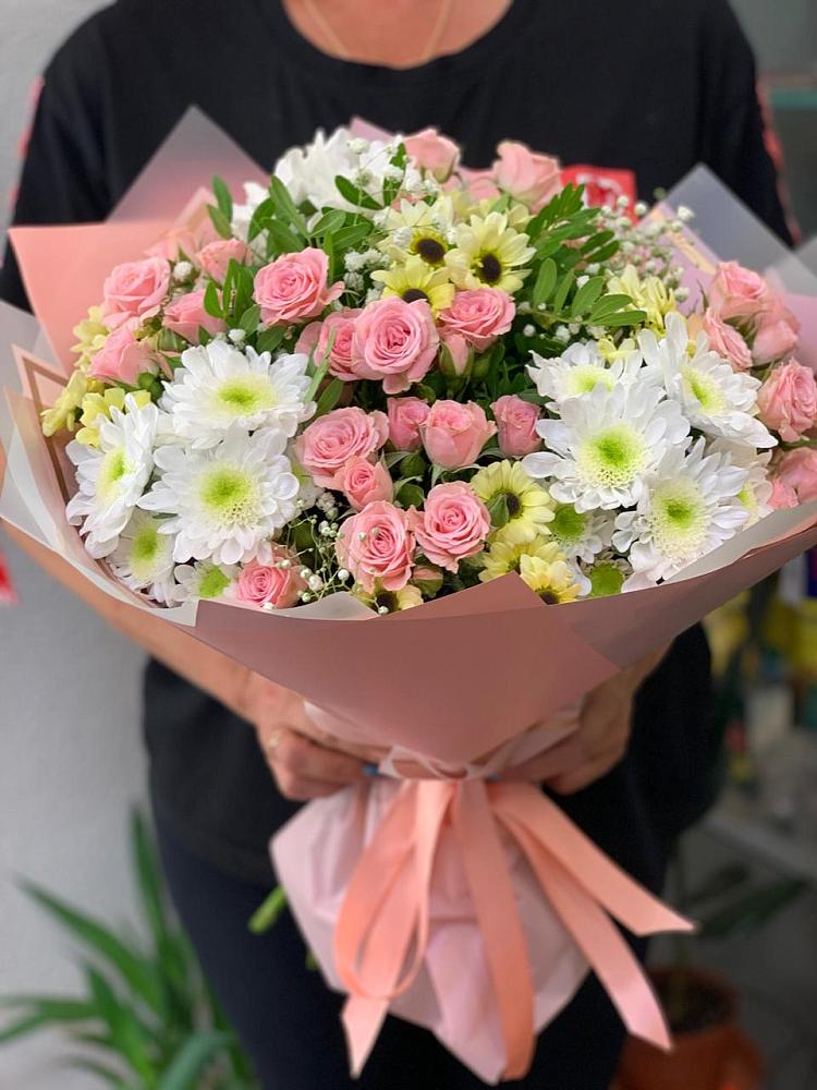 Букет цветов из: Розы и Хризантемы в Подосинки
