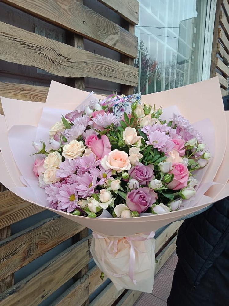 Букет цветов из: Розы и Хризантемы в Подосинки