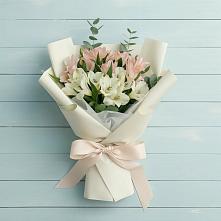 Букет цветов из:  Альстромерии #REPLACE_PRED# Подосинки