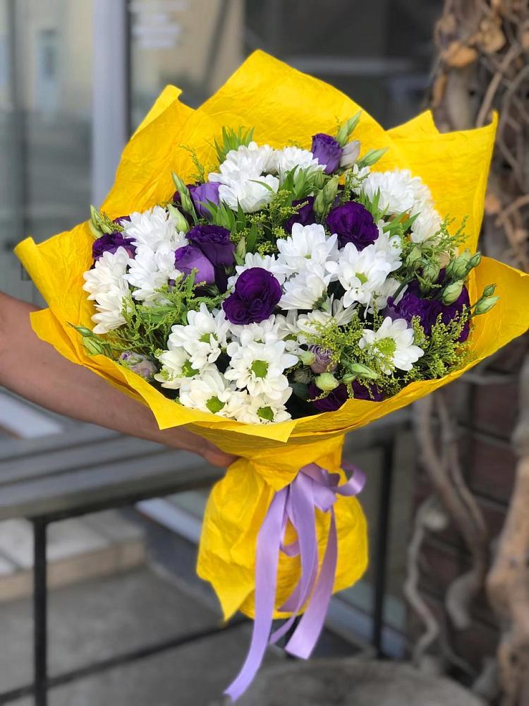 Букет цветов из: Ирисы, Хризантемы и Ромашки в Подосинки