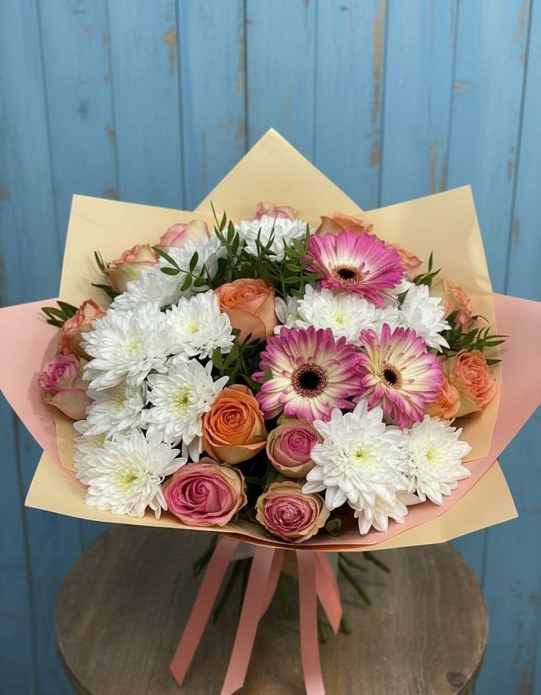 Букет цветов из: Розы, Герберы и Хризантемы в Подосинки
