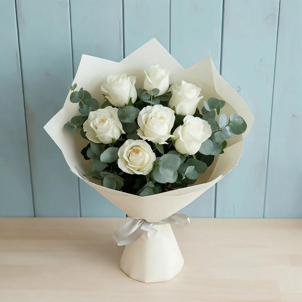 Букет Белые розы в Эвкалипте в Подосинки