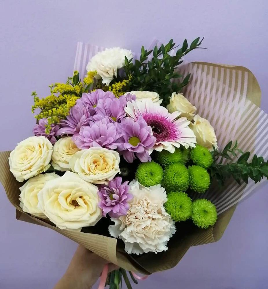 Букет цветов из: Хризантемы, Розы, Гвоздики и Герберы в Подосинки