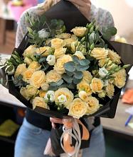 Букет птица счастья в Подосинки Букет цветов из: Розы и Лизиантусы в Подосинки