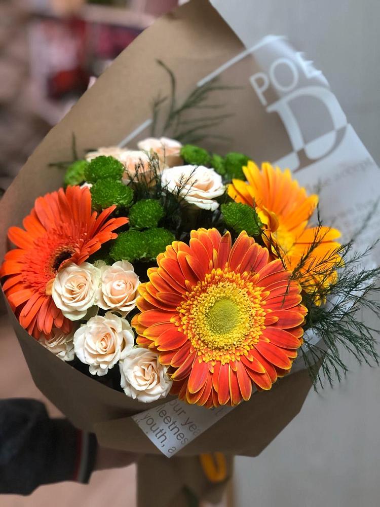 Букет цветов из: Герберы, Хризантемы и Розы в Подосинки