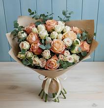 Букет цветов из:  Альстромерии и Розы в Подосинки